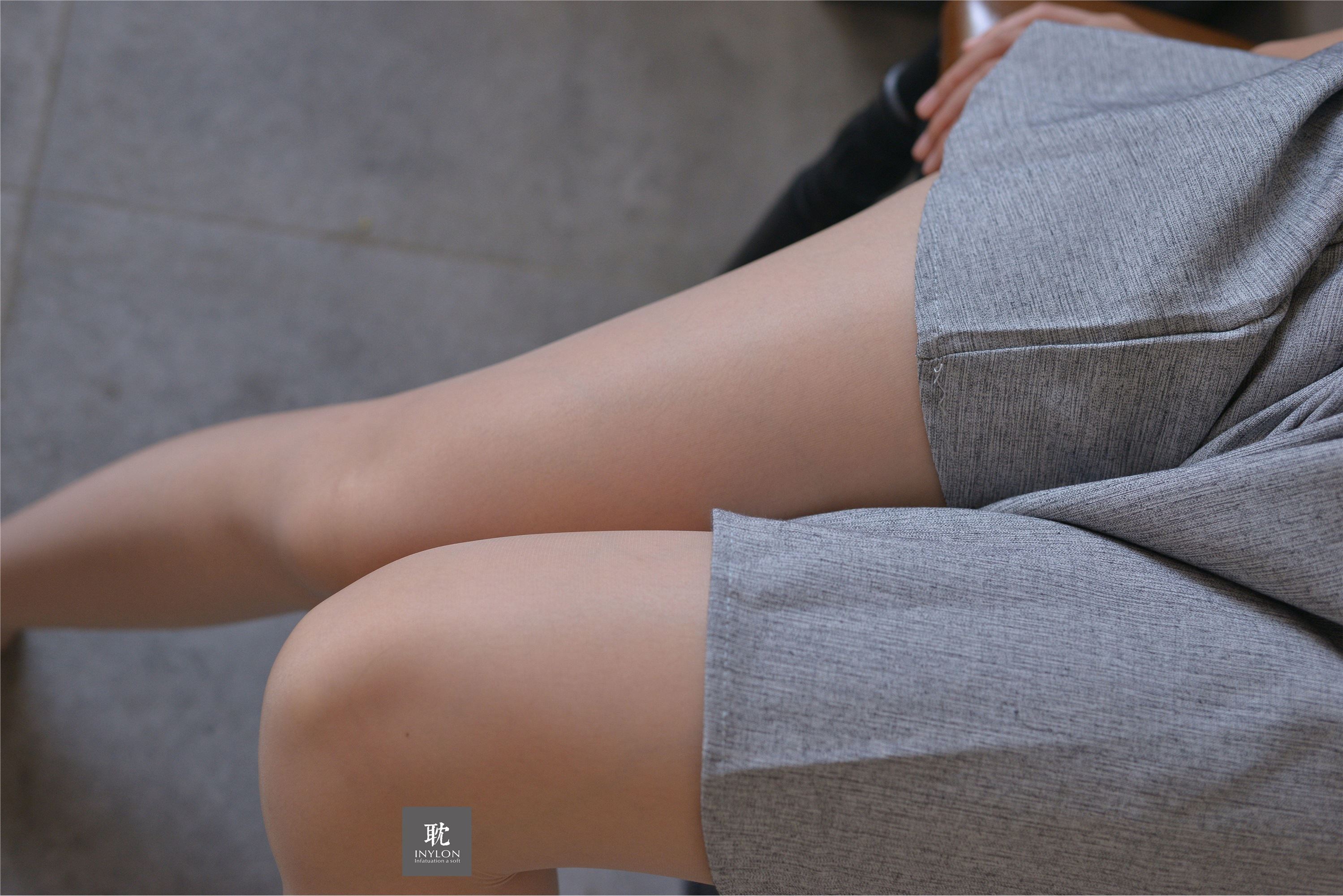 IESS异思趣向《普惠集233》- 模特：小婕《安静的小婕2》